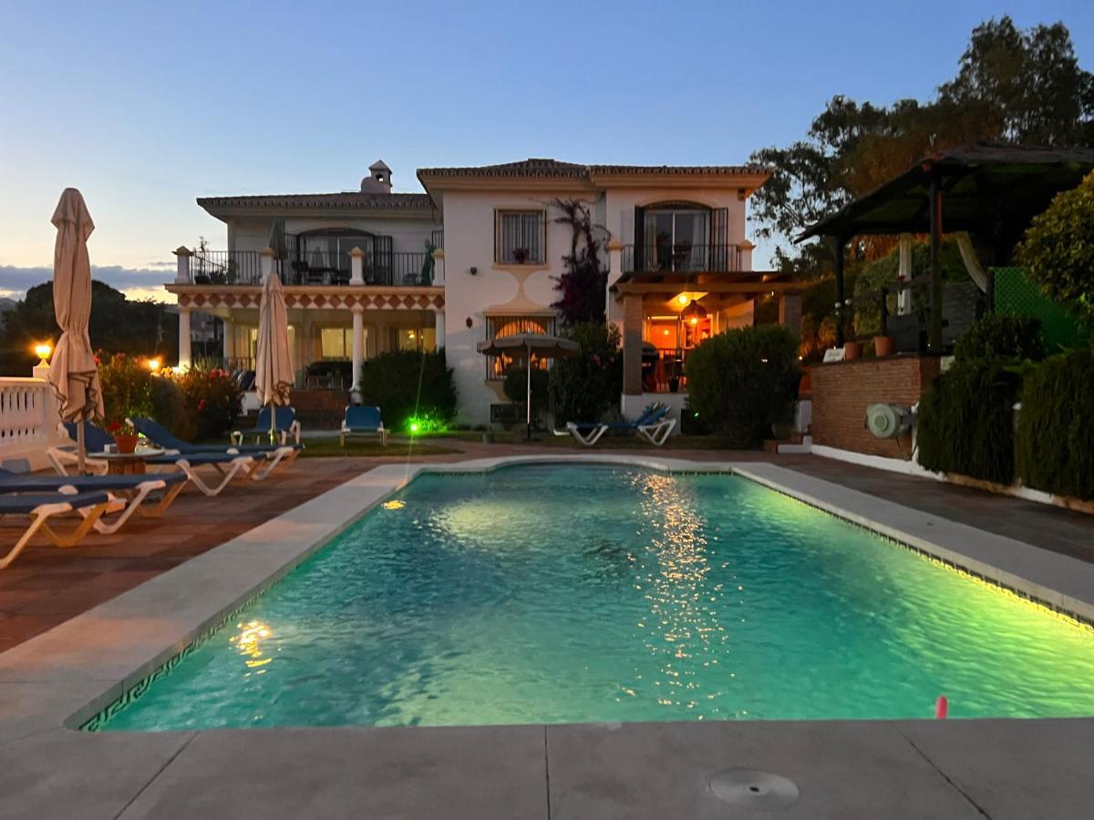 B&B Villa Michieli マルベーリャ エクステリア 写真